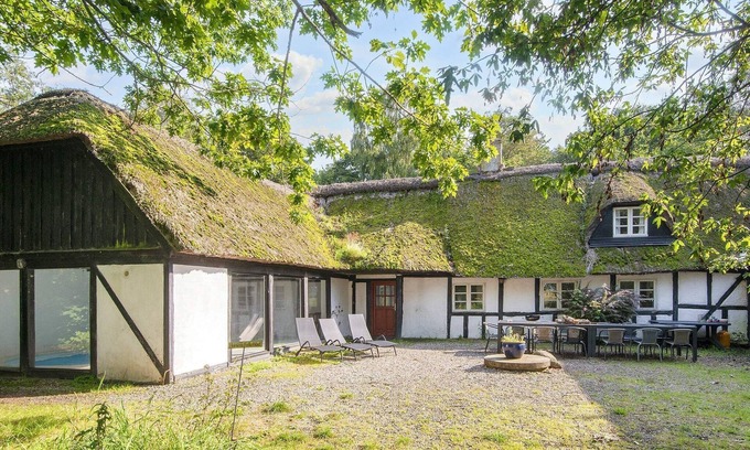 Hundslund House | 15 person holiday home in Hundslund-By Traum