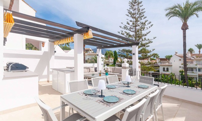 San Pedro de Alcantara House | 15 - Reformed Townhouse in Scandinavian Style