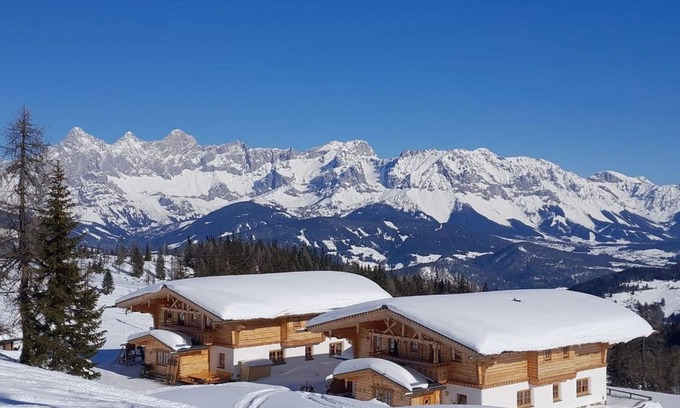 Forstau Apartment | 150 m² Apartment ∙ 5 bedrooms ∙ 20 guests