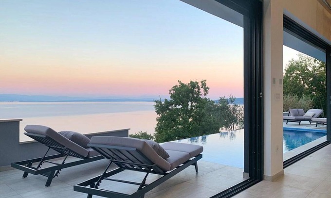 Medveja Villa | 150 m² Villa ∙ 2 bedrooms ∙ 4 guests