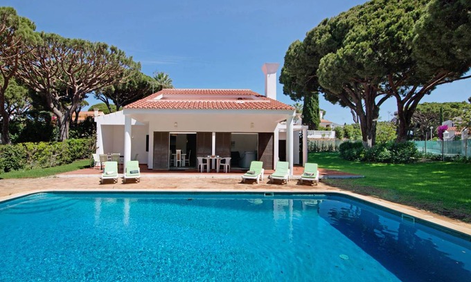 Vale do Lobo Villa | 150 m² Villa ∙ 3 bedrooms ∙ 6 guests
