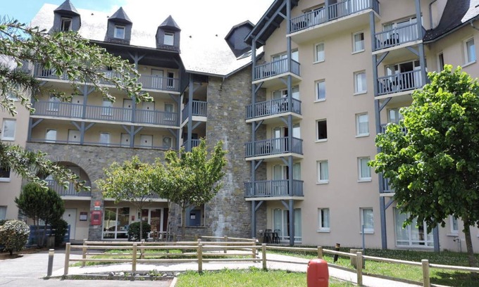 Saint-Lary-Soulan Apartment | 150 metres from gondola lift and cable car