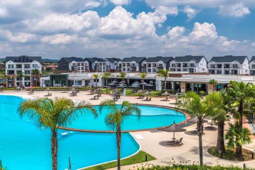 Tshwane Apartment | 1517 The Blyde Crystal Clear 3 Bedroom Garden Beachfront