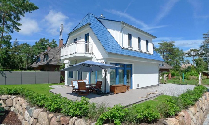 Dierhagen Strand House | 152 m² House ∙ 3 bedrooms ∙ 6 guests