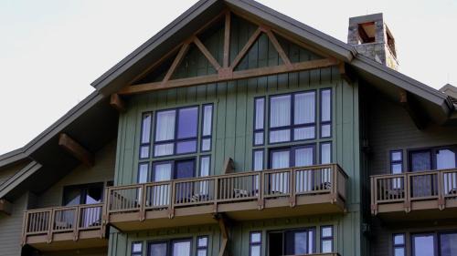 Stowe Area House | 1530 BIG SPRUCE