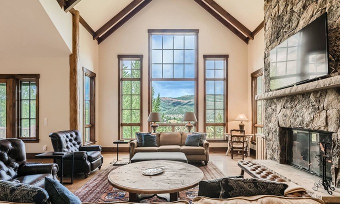 Cordillera House | 155 E. Timber Draw - Perfect Cabin in the Woods, 2 minutes from Club at
