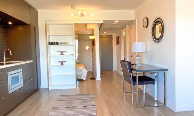 Bloor-Yorkville Condo | 155 Yorkville Apartment