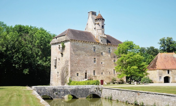Thenissey Other | 15th century château - Flavigny, family estate