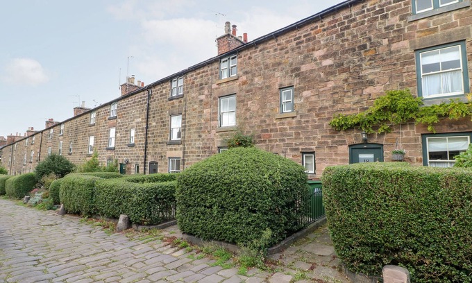 Belper Cottage | 16 LONG ROW, family friendly, character holiday cottage in Belper