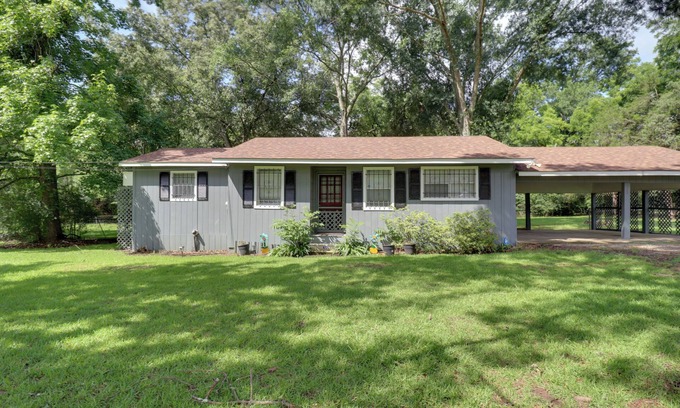 Terry House | 16 Mi to Dtwn Jackson: Quiet Southern Escape