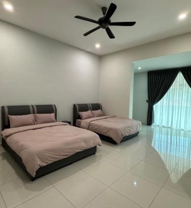 Butterworth House | 16 pax HB Homestay Raja Uda Ong Yi How Butterworth - Budget Homestay - KTV NETFLIX MAHJONG