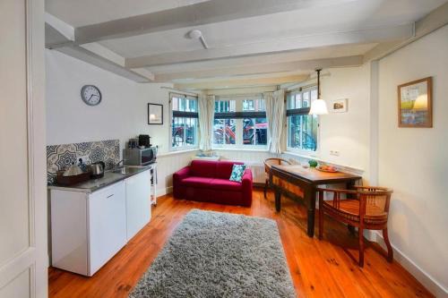 Utrecht Apartment | 16 sous