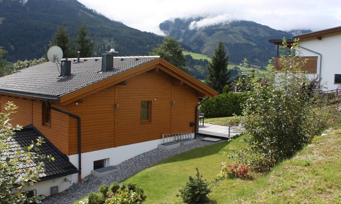 Walchen Ski Chalet | 160 m² Chalet ∙ 4 bedrooms ∙ 10 guests