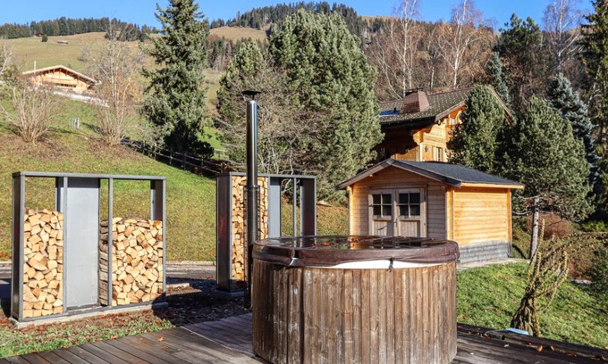 Rougemont Ski Chalet | 160 m² Chalet ∙ 5 bedrooms ∙ 9 guests