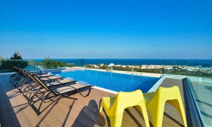 Atopetres House | 160 m² House ∙ 4 bedrooms ∙ 9 guests
