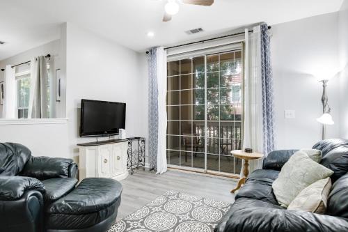 Seaside Farms Apartment | 1600 Long Grove