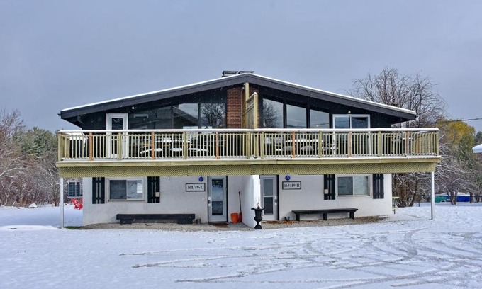 The Blue Mountains Ski Chalet | 161 Tyrolean 4 bedroom- Blue Mountains