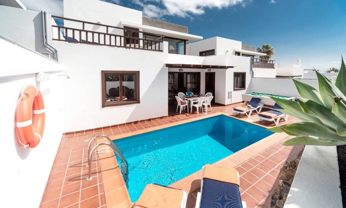 Los Mojones Villa | 165 m² Villa ∙ 3 bedrooms ∙ 6 guests