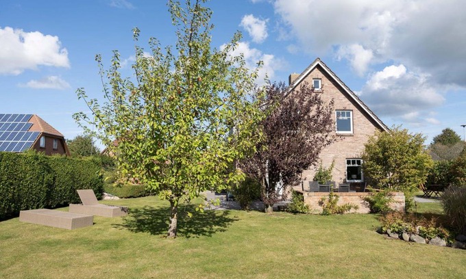 Oevenum House | 168 m² House ∙ 4 bedrooms ∙ 7 guests