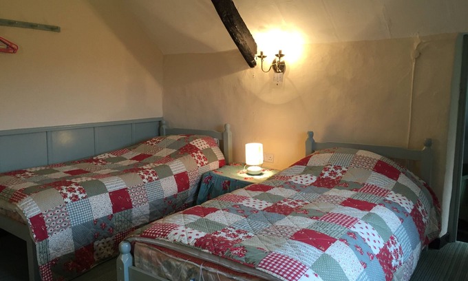 Newton Abbot Cottage | 16th Century Grade II Listed Cottage in Heart of Dartmoor National Park