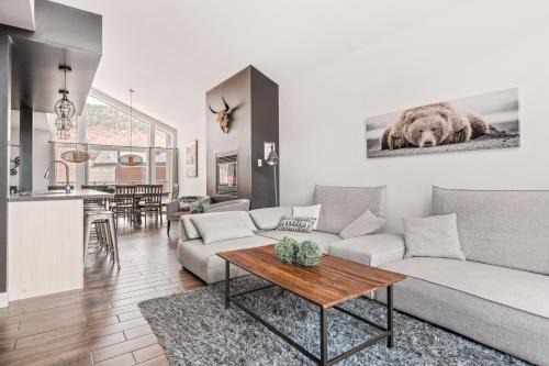 Stoneham Ski Chalet | 17-Chalet à louer à Stoneham