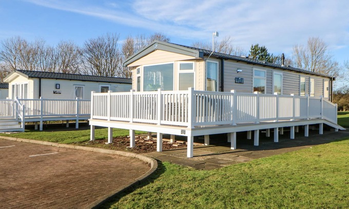 Woodhorn Cottage | 17 SUMMER MEADOWS, pet friendly, country holiday cottage in Ashington