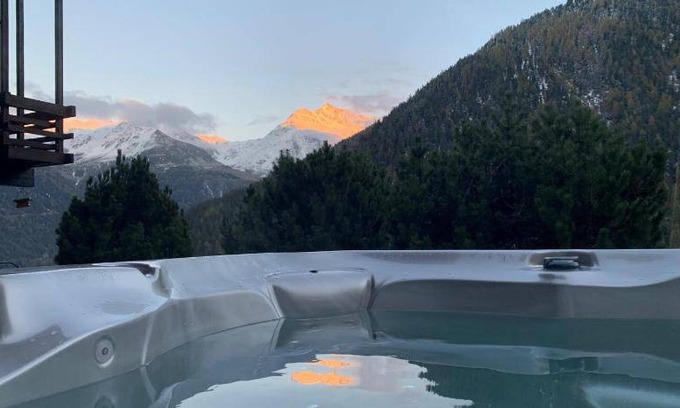 Grimentz Ski Chalet | 170 m² Chalet ∙ 4 bedrooms ∙ 10 guests