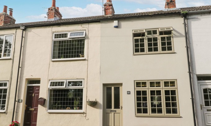 Swainby Cottage | 18 HIGH STREET, pet friendly in Swainby