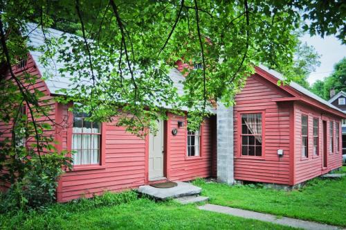 Jamaica House | 1850's VT Farmhouse on the River