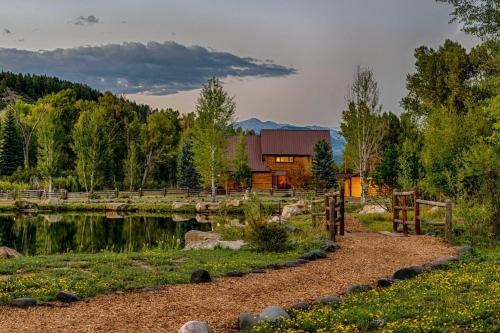 Pagosa Springs House | 1858 E Hwy 160