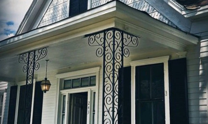 Centreville House | 1880s country Victorian getaway with dark eclectic decor