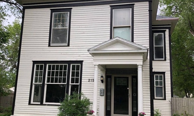 Mitchell House | 1888 Victorian House