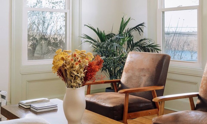 Town of New Baltimore House | 1890s 4 bedroom home with Hudson River views