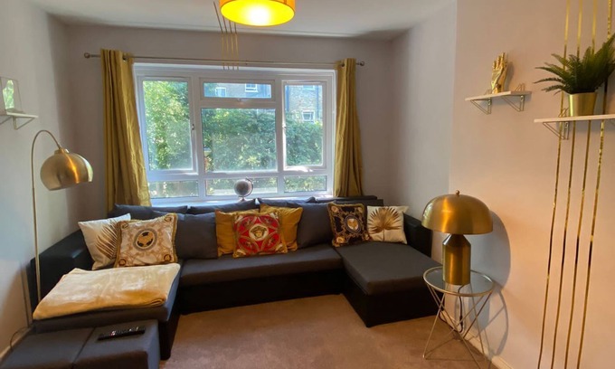 Islington Apartment | 18k home from home- luxury city apartment