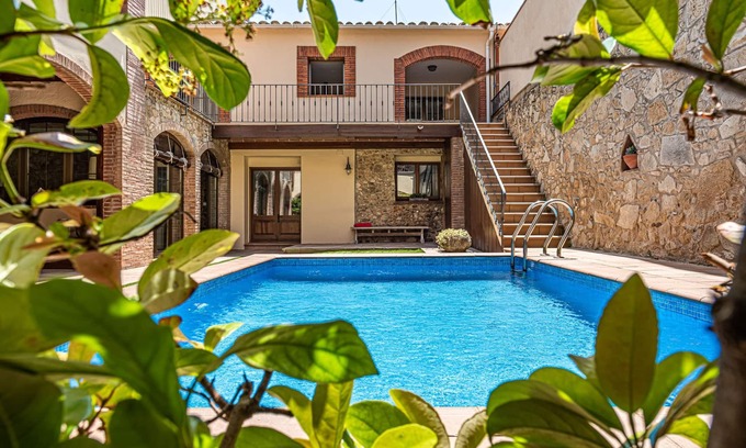 Sant Antoni de Calonge Villa | 18th Century village house