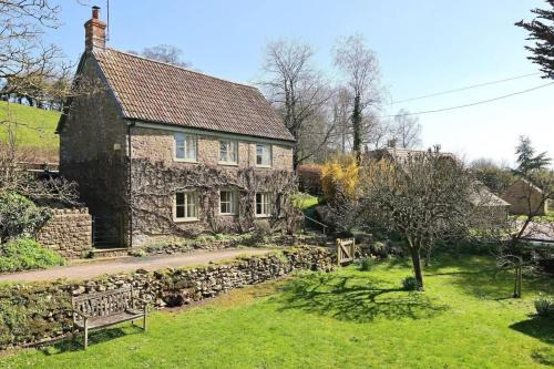 Pointington House | 18th Century Cottage in Heart of Dorset