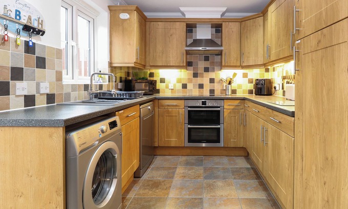 Hemsby Cottage | 19 Stablefield Way