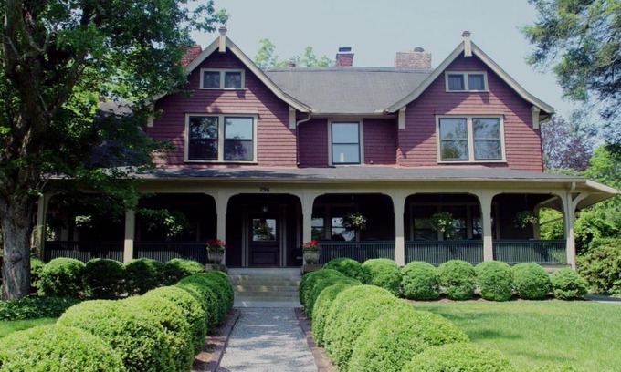Historic Montford Bed & Breakfast | 1900 Inn on Montford