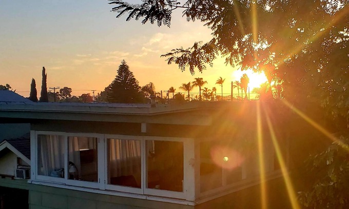 North Park House | 1914 North Park Carriage House w/Views!