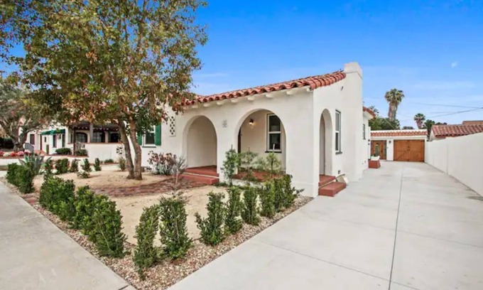 Tustin House | 1920's Spanish Revival Home