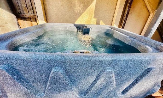 Tampa Heights Apartment | 1920s Cottage Downtown, Ybor with Hot Tub!
