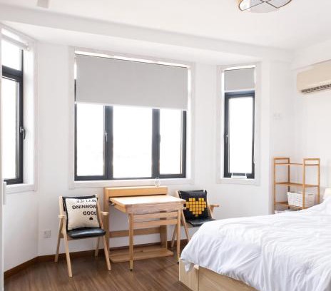 Huaihai Road Commercial Area Apartment | 1930 French Minimalist Apartment