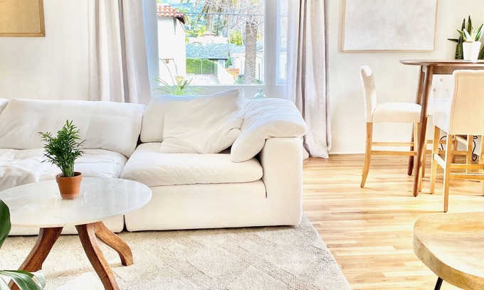 Oak Park Apartment | 1bd/1ba - Perfect downtown location