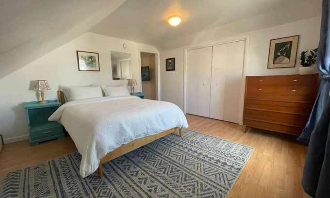 Winooski Apartment | 1bdrm Apt near UVMMC, i89, and Downtown