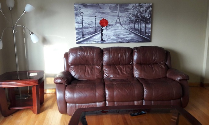 Dunning Apartment | 1BR, 1Bath apartment near O'Hare Chicago
