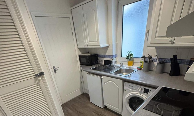 Wigston Apartment | 1br-2guests-freeparking-wifi-tv