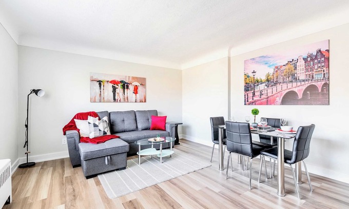 Hamilton Apartment | 1BR Apartment in Corktown Hamilton!