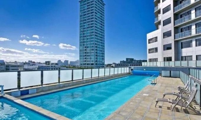 Takapuna Apartment | 1br apt near Takapuna Beach with Ocean View