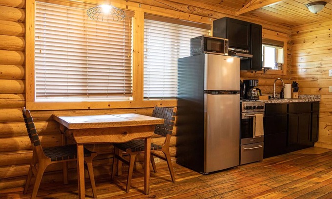 Pagosa Springs House | 1BR Cabin, High Creek Lodge & Cabins, Outdoor Hot Tubs & Skiing