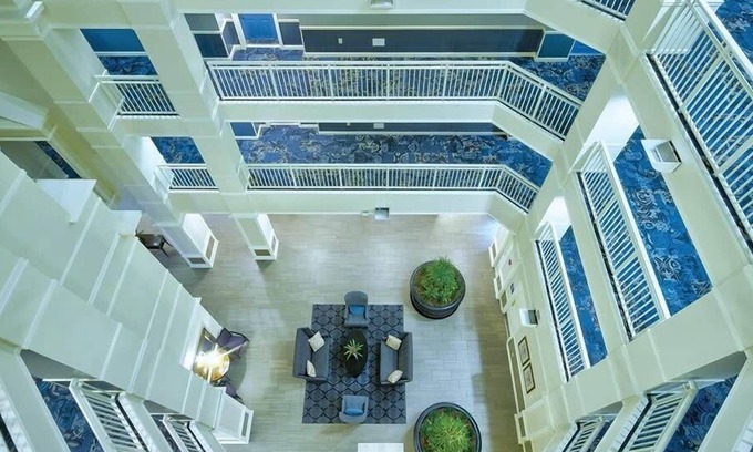 Old Town Alexandria Condo | 1br Condo Close to U.S. Capitol